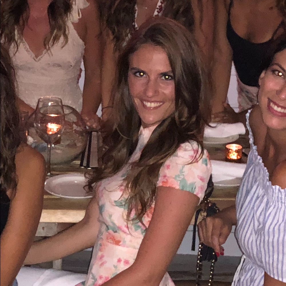 Meet your Posher, Nicole